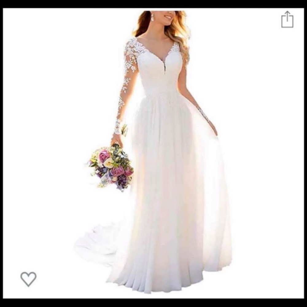 Wedding dress - Picture 1 of 4